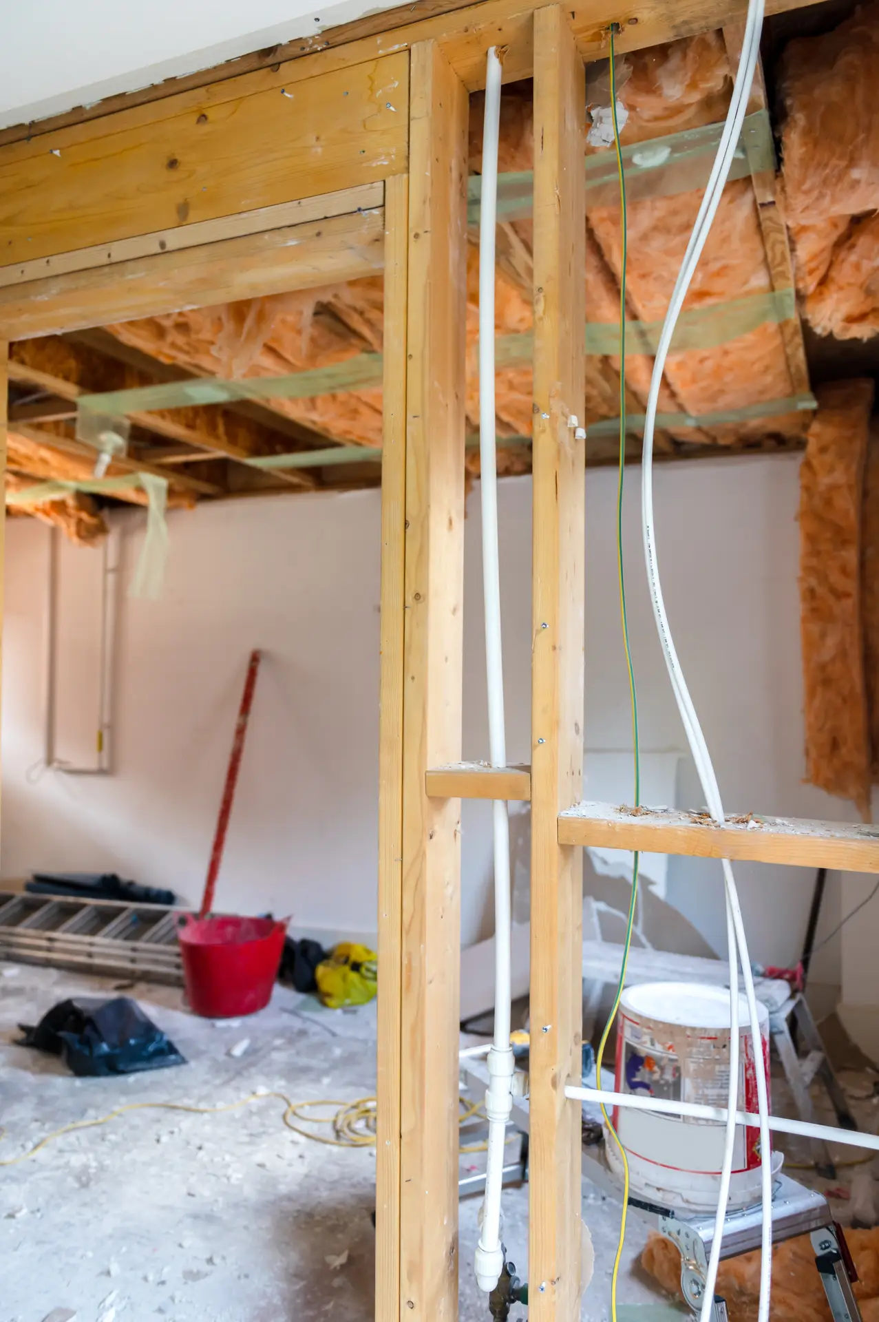 deconstruction-of-room-and-garage-2025-02-11-15-07-55-utc_small Finies installateur elektricien in Groningen